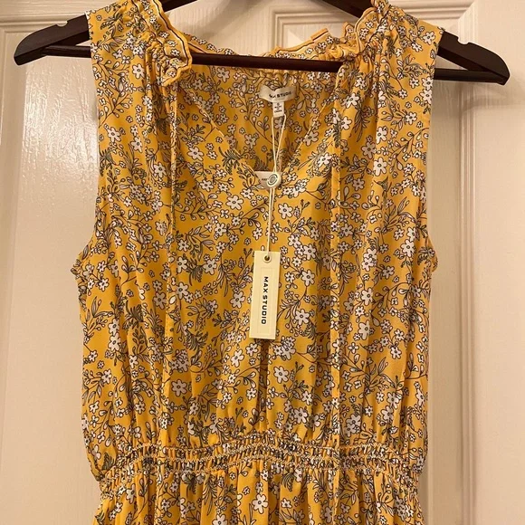 Max Studio | Dresses | Max Studio Sleevelessfloral Print Maxi Dress |  Poshmark